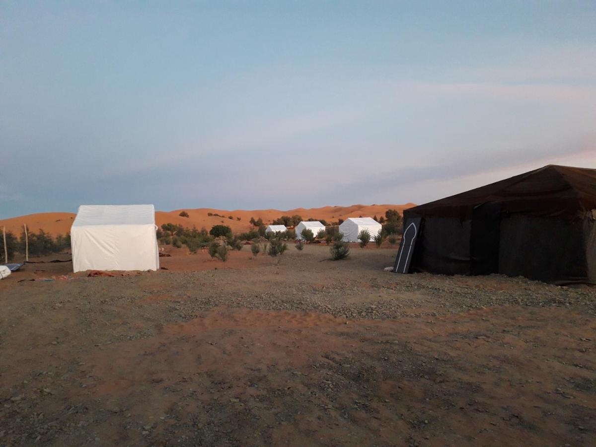 梅尔祖卡 Bivouac Erg Znaigui酒店 外观 照片